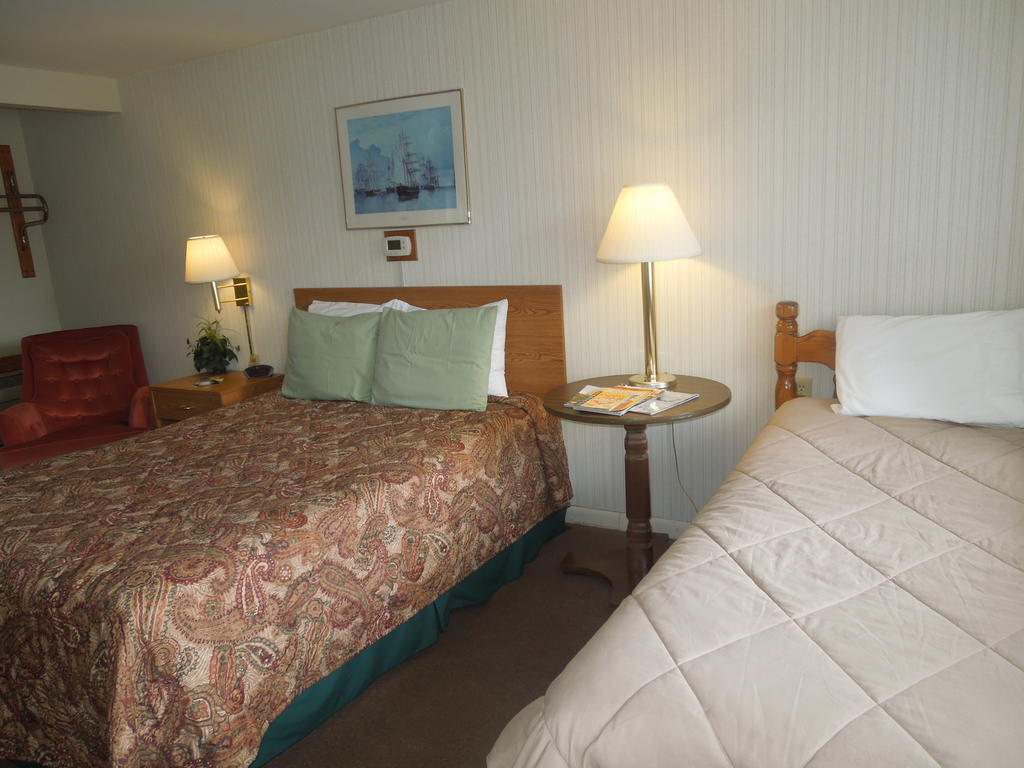 Plaza Motel Bryan מראה חיצוני תמונה