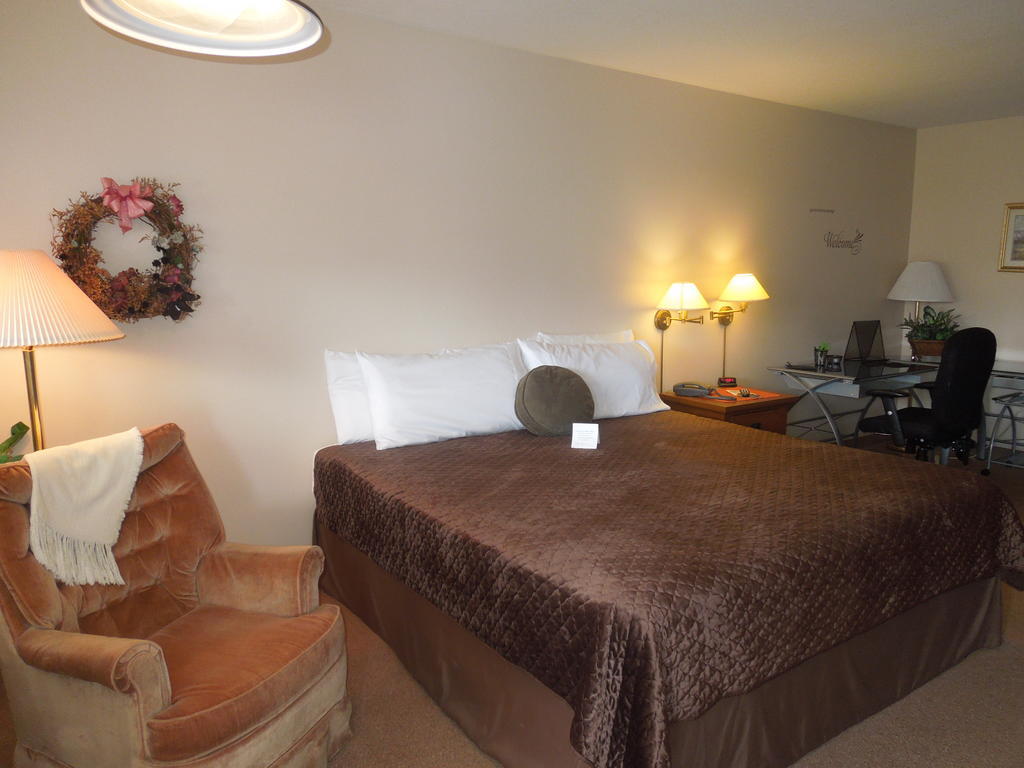 Plaza Motel Bryan מראה חיצוני תמונה