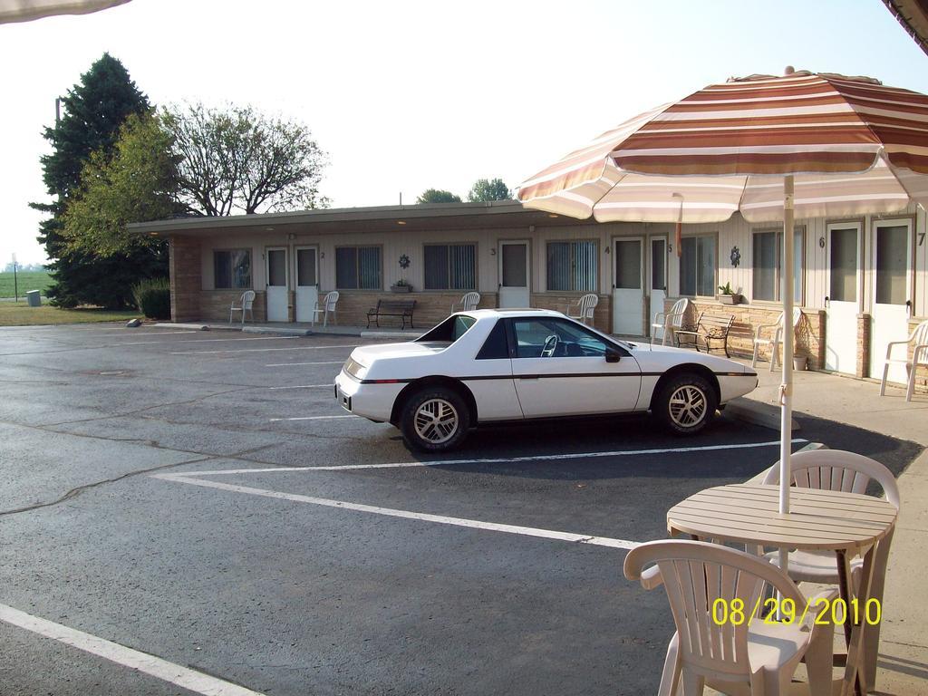Plaza Motel Bryan מראה חיצוני תמונה